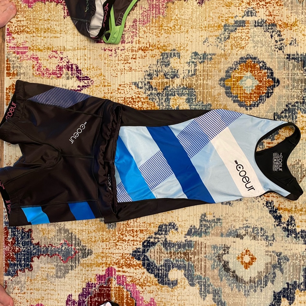 Coeur tri set Medium Top, Medium bottoms